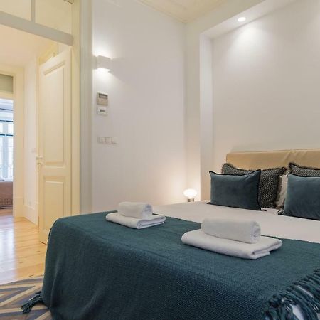 Charming 2 Bedroom Apartment In Baixa Chiado Лиссабон Экстерьер фото
