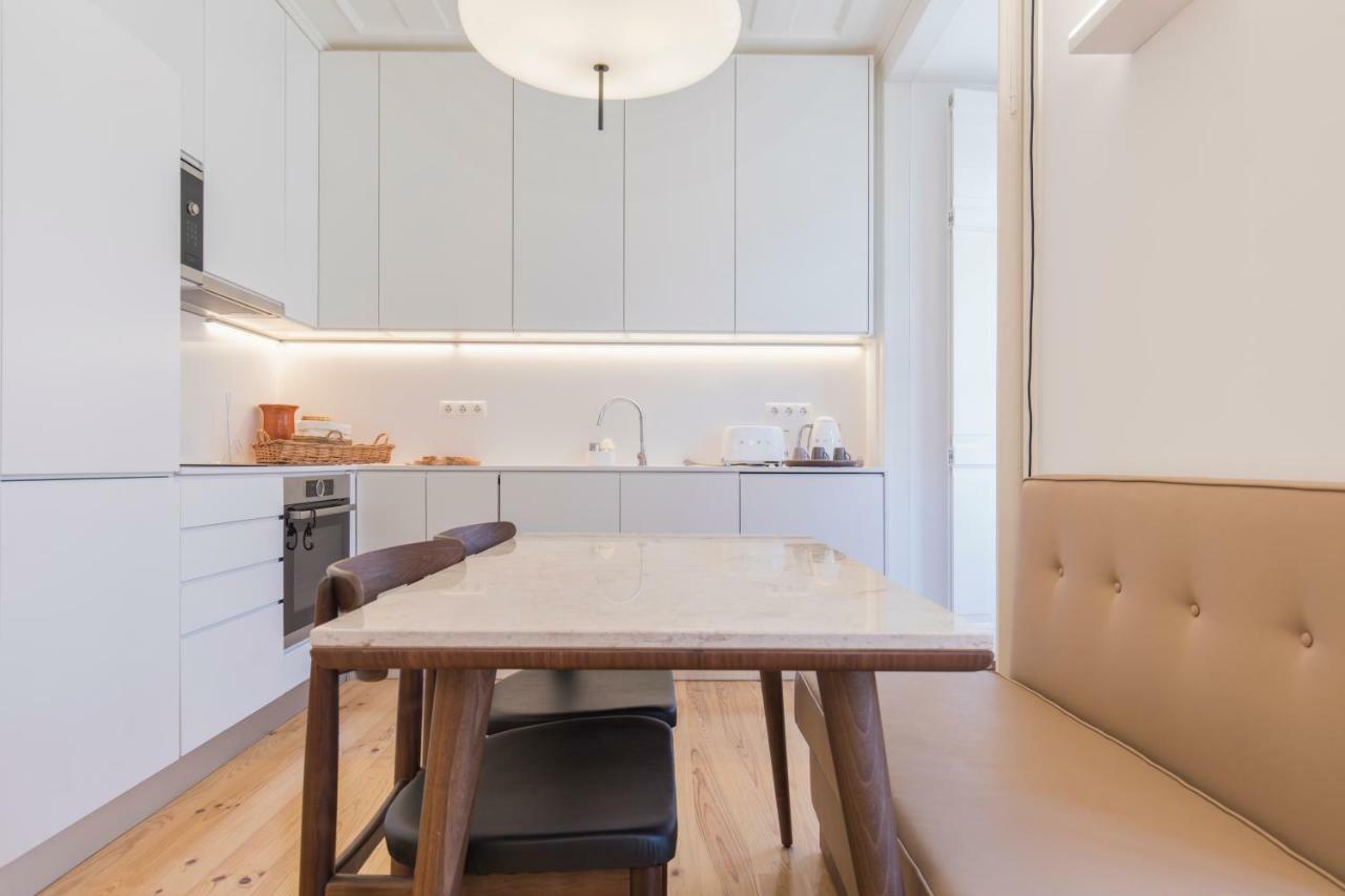 Charming 2 Bedroom Apartment In Baixa Chiado Лиссабон Экстерьер фото